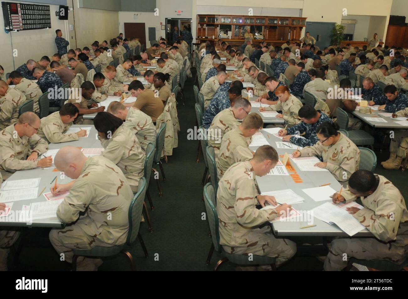 1/296th Infantry Regiment, 111th combat support Battalion, 115th Military police Company, 118th Military police Battalion, 336th combat Sustainment and support Battalion, 474th Expeditionary civil Engineering Squadron, 525th Military police Team, 91114 Maritime Safety and Security Team, examen d'avancement, Arizona Army National Guard, base Emergency Engineer Force, BEEF, Bravo Company, camp Delta, camp Xray, camp X-Ray, Capstone, commissions, Cuba, détenu, détenus, détention, liberté immuable, GITMO, Guantanamo, Guantanamo Bay, Guantanamo Bay Cuba, honneur de défendre la liberté, interro Banque D'Images