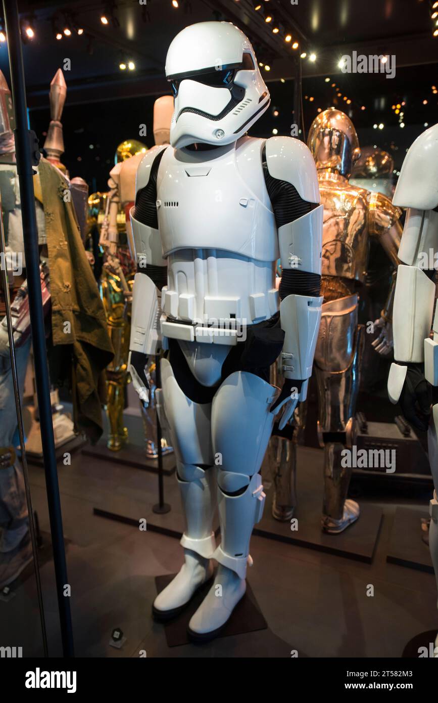 Costume original de Stormtrooper First Order de Star Wars - The Force Awakens Banque D'Images