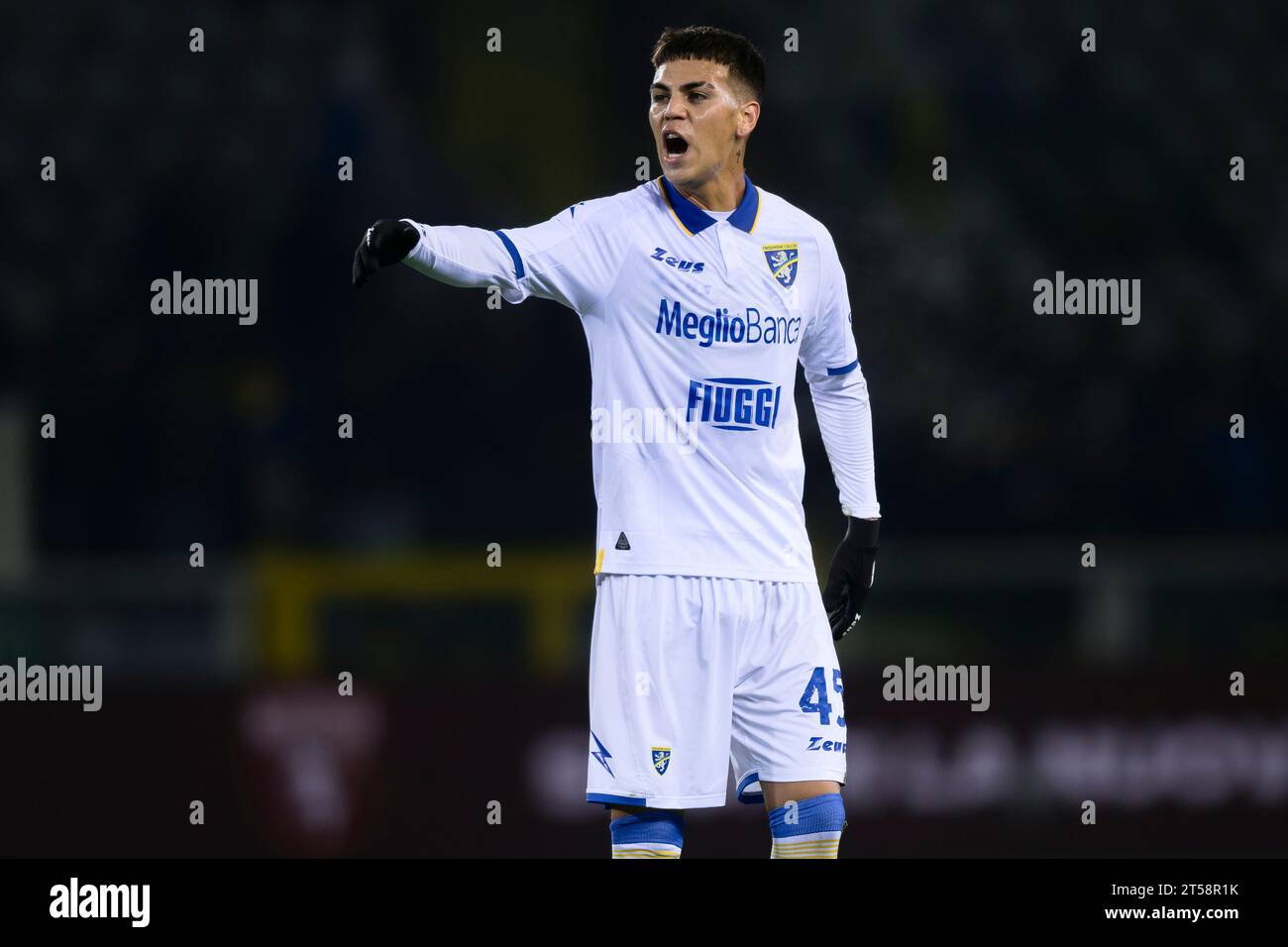 Enzo Barrenechea de Frosinone Calcio fait des gestes lors du match de football Coppa Italia entre le Torino FC et Frosinone Calcio. Banque D'Images