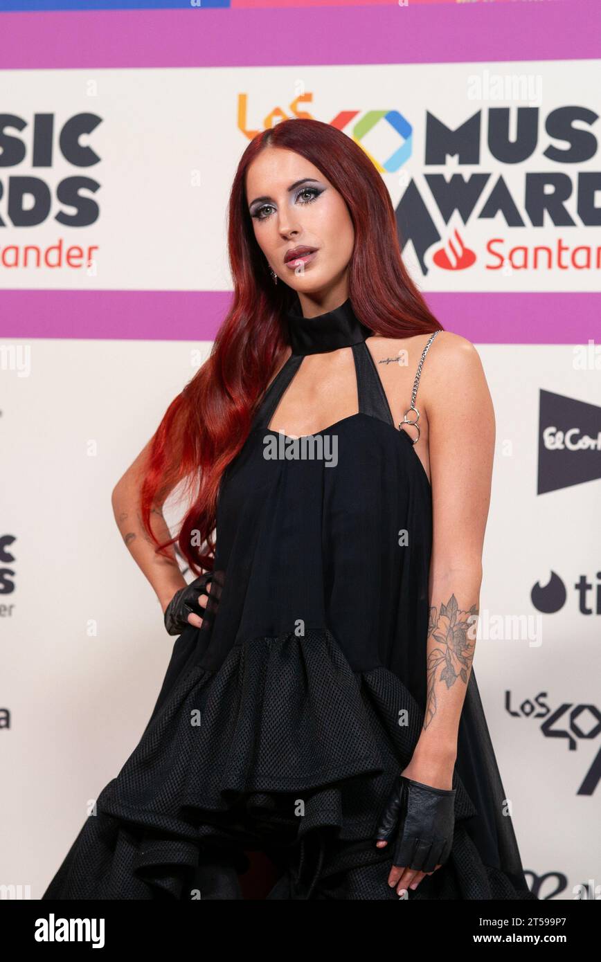 Vicco assiste au tapis rouge des LOS40 Music Awards Santander 2023 au WiZink Center le 03 novembre 2023 à Madrid, Espagne. ( Banque D'Images