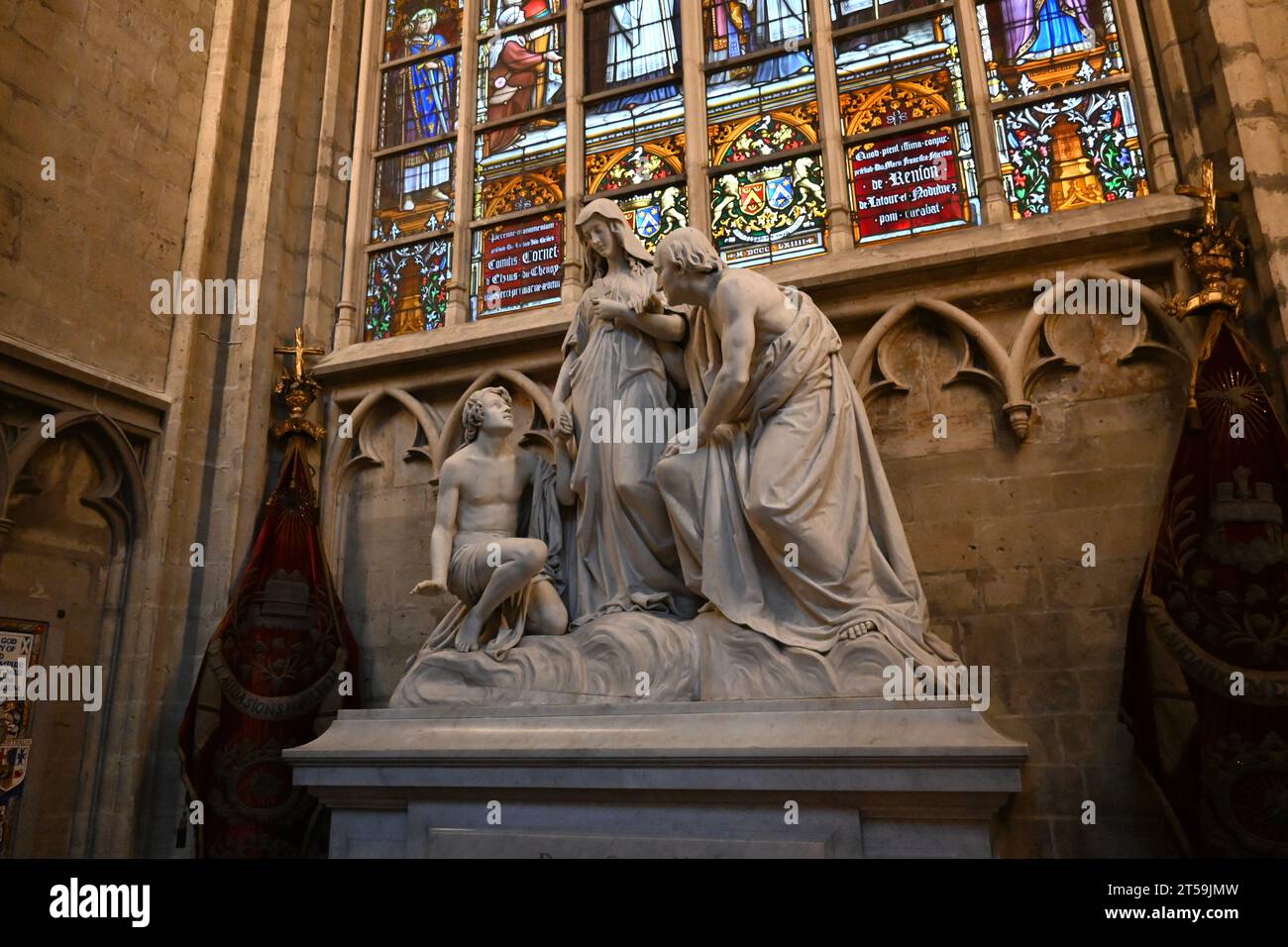 Sculpture en marbre dédiée au comte Arthur Cornet de Ways-Ruart à l'intérieur de la cathédrale de St. Michael et St. Gudula Banque D'Images