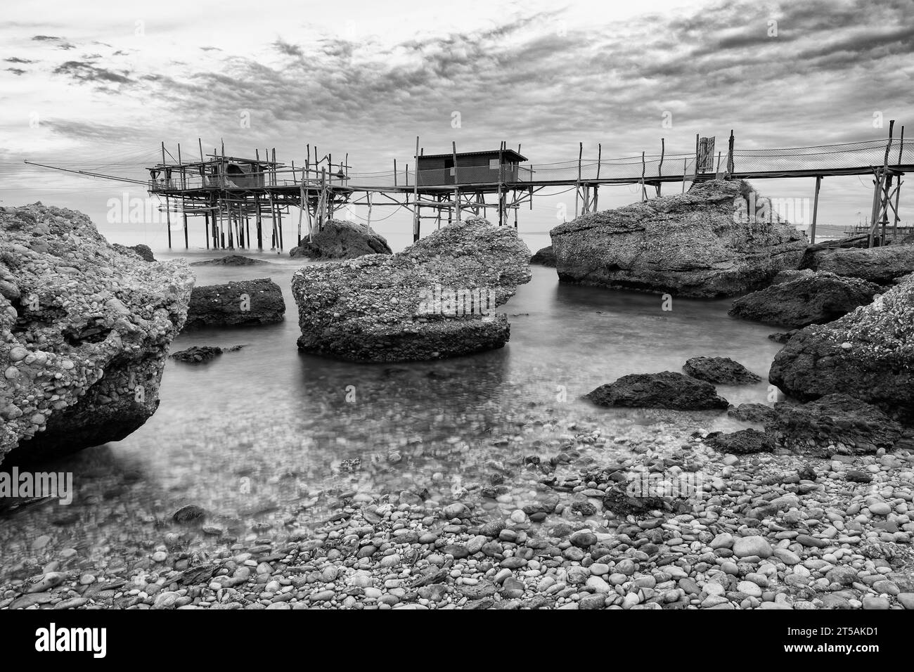 Trabocco Spezzacatena (Rocca San Giovanni) Banque D'Images