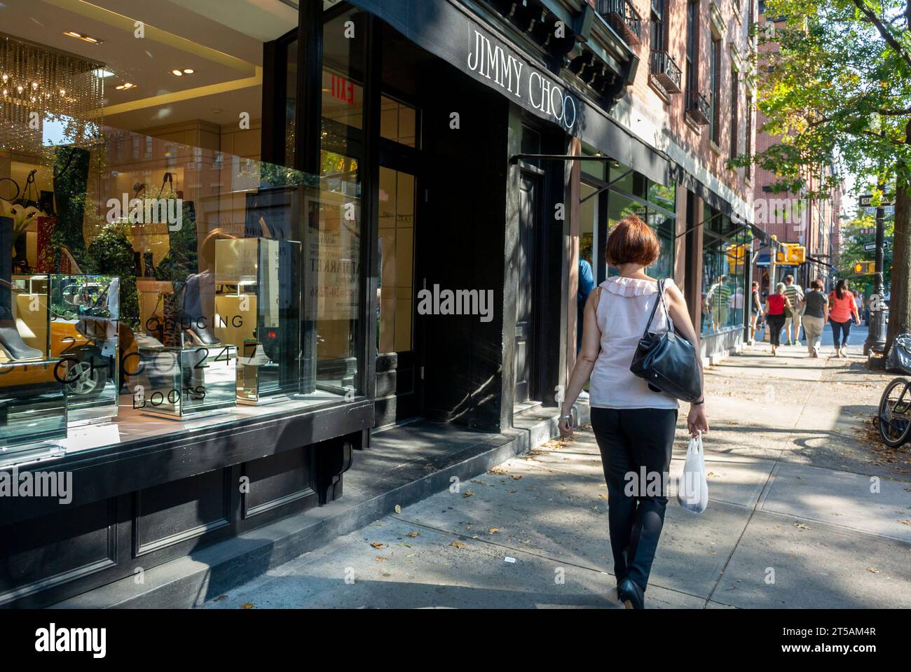 New York City, NY, scènes de rue, petite foule Shopping dans le quartier branché, Greenwich Village, boutiques de luxe, New yorkers bâtiments Banque D'Images