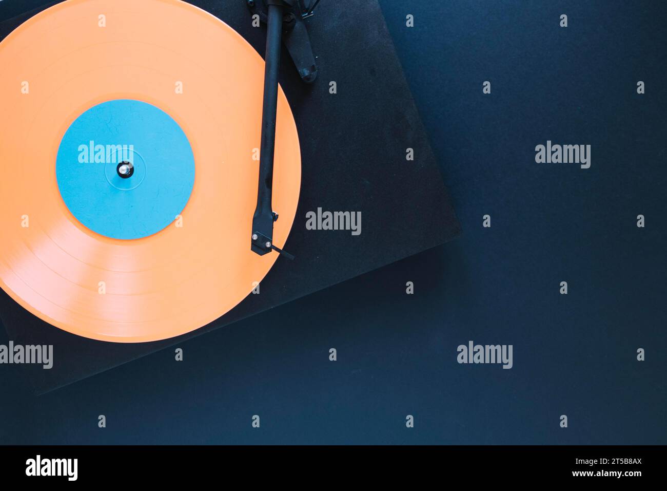 Fond noir du tourne-disque Banque D'Images