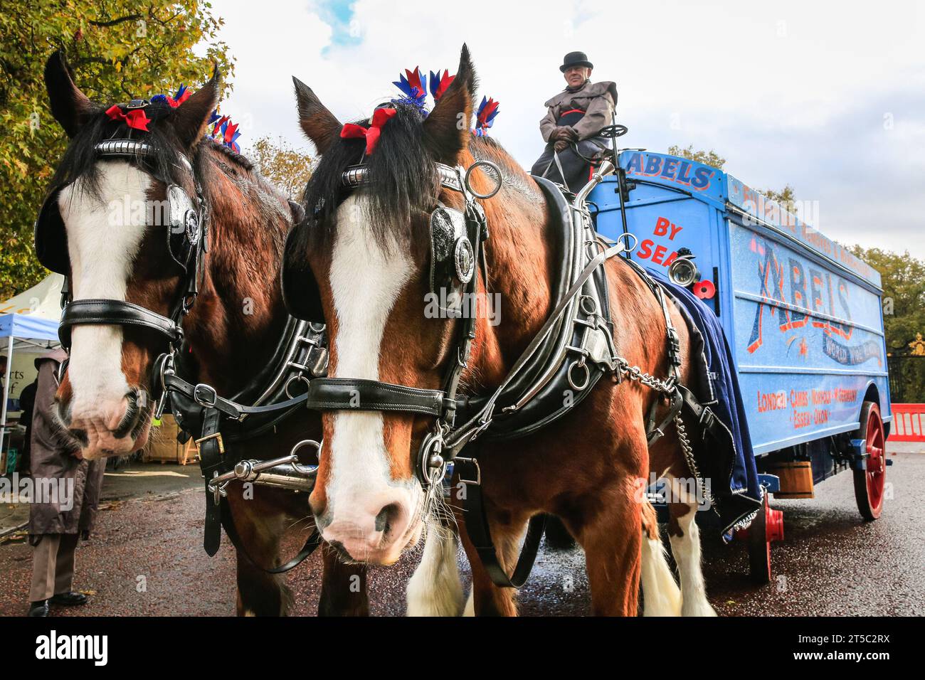 Londres, Royaume-Uni. 04 novembre 2023. Plus d'une centaine de voitures anciennes d'avant 1905 sont exposées dans l'événement vitrine à côté de James's Palace, avec un aperçu de la RM Sotheby's London to Brighton Run dimanche. Crédit : Imageplotter/Alamy Live News Banque D'Images