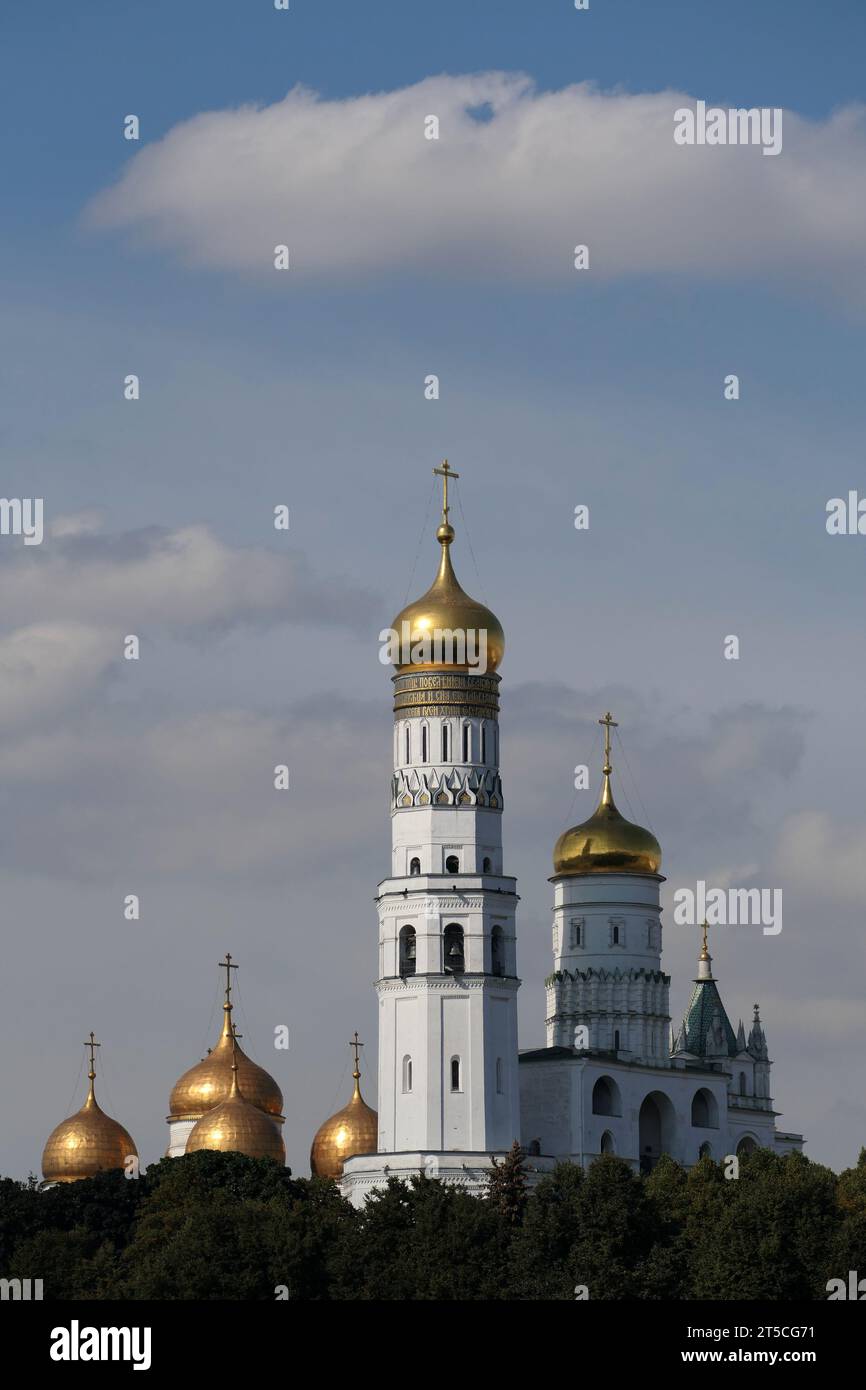 La place de la cathédrale ou place Sobornaya est la place centrale du Kremlin de Moscou. Ivan le Grand clocher Banque D'Images