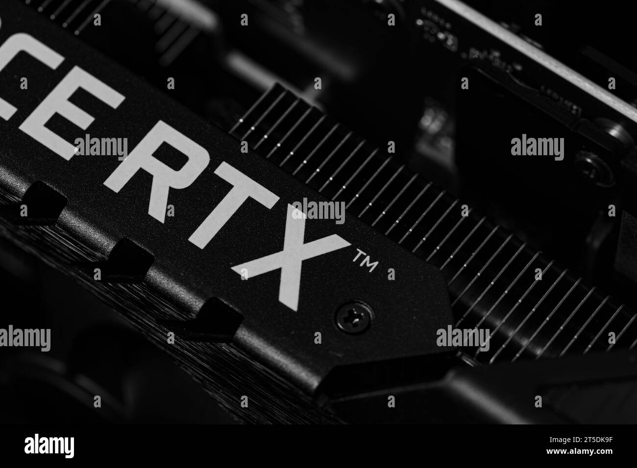 Lviv, Ukraine - 4 novembre 2023 : carte graphique ASUS TUF Gaming GeForce RTX 3060 Banque D'Images