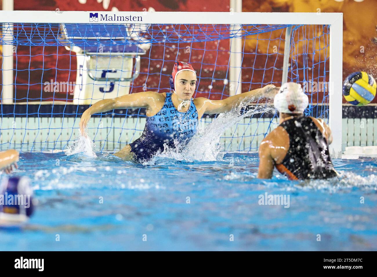 Rome, Italie. 04 novembre 2023. Martina Terre (Sant Andreau) lors de SIS Roma vs CN Sant Andreu, match de Waterpolo Women's Champions League à Rome, Italie, novembre 04 2023 crédit : Agence photo indépendante/Alamy Live News Banque D'Images