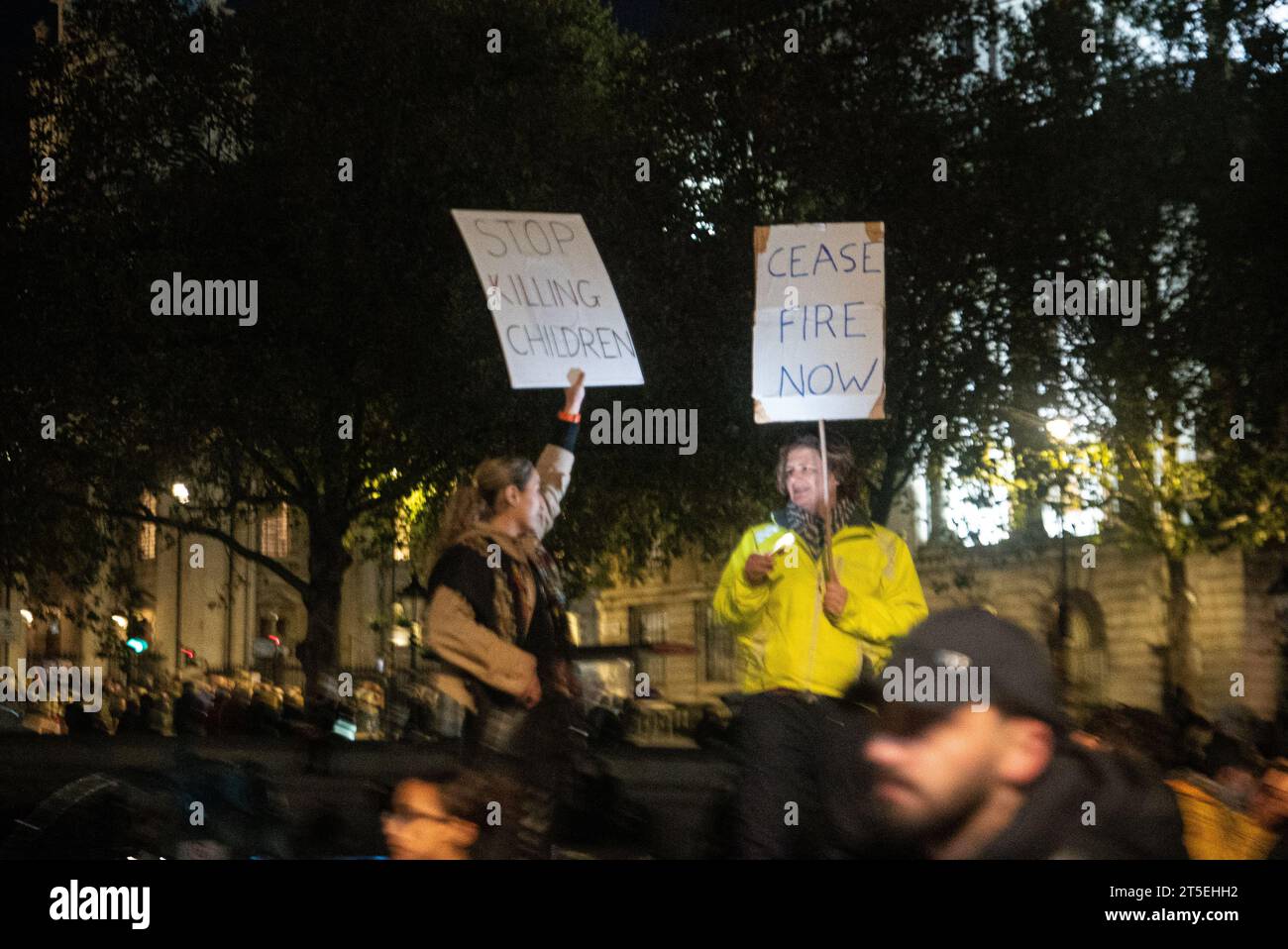 Londres, Royaume-Uni - 3 novembre 2023 : rassemblement pro-palestinien à Trafalgar Square. Banque D'Images