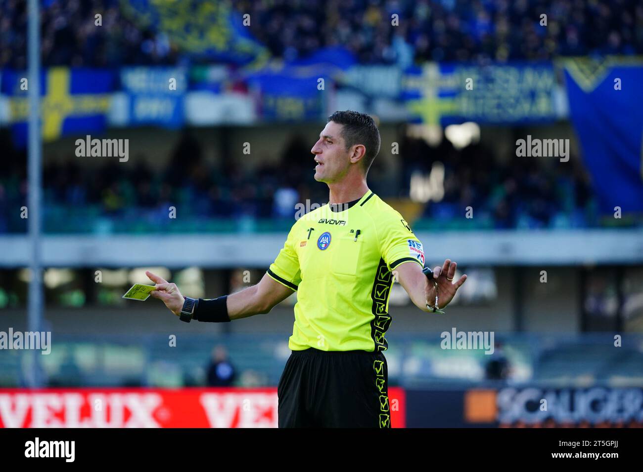 Vérone, Italie. 5 novembre 2023. Giuseppe Collu, arbitre, pendant vs Hellas Verona FC v AC Monza - Serie A. crédit : Alessio Morgese/Alessio Morgese / Emage / Alamy live news Banque D'Images