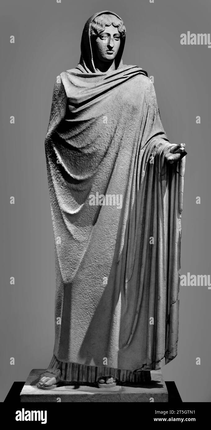 Aphrodite Sosandra de Calamis (Aspasia type statue - copie romaine Calamis sculpteur grec 5e siècle avant J.-C.) Roman, 2e siècle après J.-C. du Temple de Mercure Palais impérial, Baiae, Thermes de Sosandra, Musée archéologique national de Naples Italie. Banque D'Images