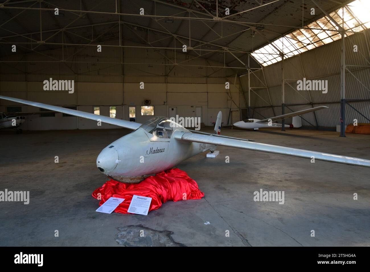 16 septembre 2023, Skopje, Macédoine. Planeur Ilindenka. C'est le seul avion conçu et produit sur le territoire de la Macédoine. Banque D'Images