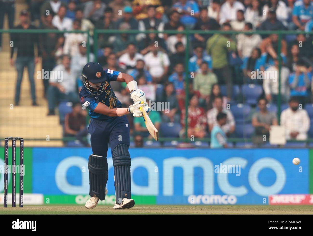 New Delhi, New Delhi, Inde. 6 novembre 2023. Sadeera Samarawickrama du Sri Lanka lors du match n° 38 de la coupe du monde de cricket masculin de l'ICC un jour international (ODI) entre le Sri Lanka et le Bangladesh au stade Arun Jaitley, New Delhi, Inde, le 06 novembre 2023 (image de crédit : © Avijit Das/ZUMA Press Wire) À USAGE ÉDITORIAL UNIQUEMENT! Non destiné à UN USAGE commercial ! Crédit : ZUMA Press, Inc./Alamy Live News Banque D'Images