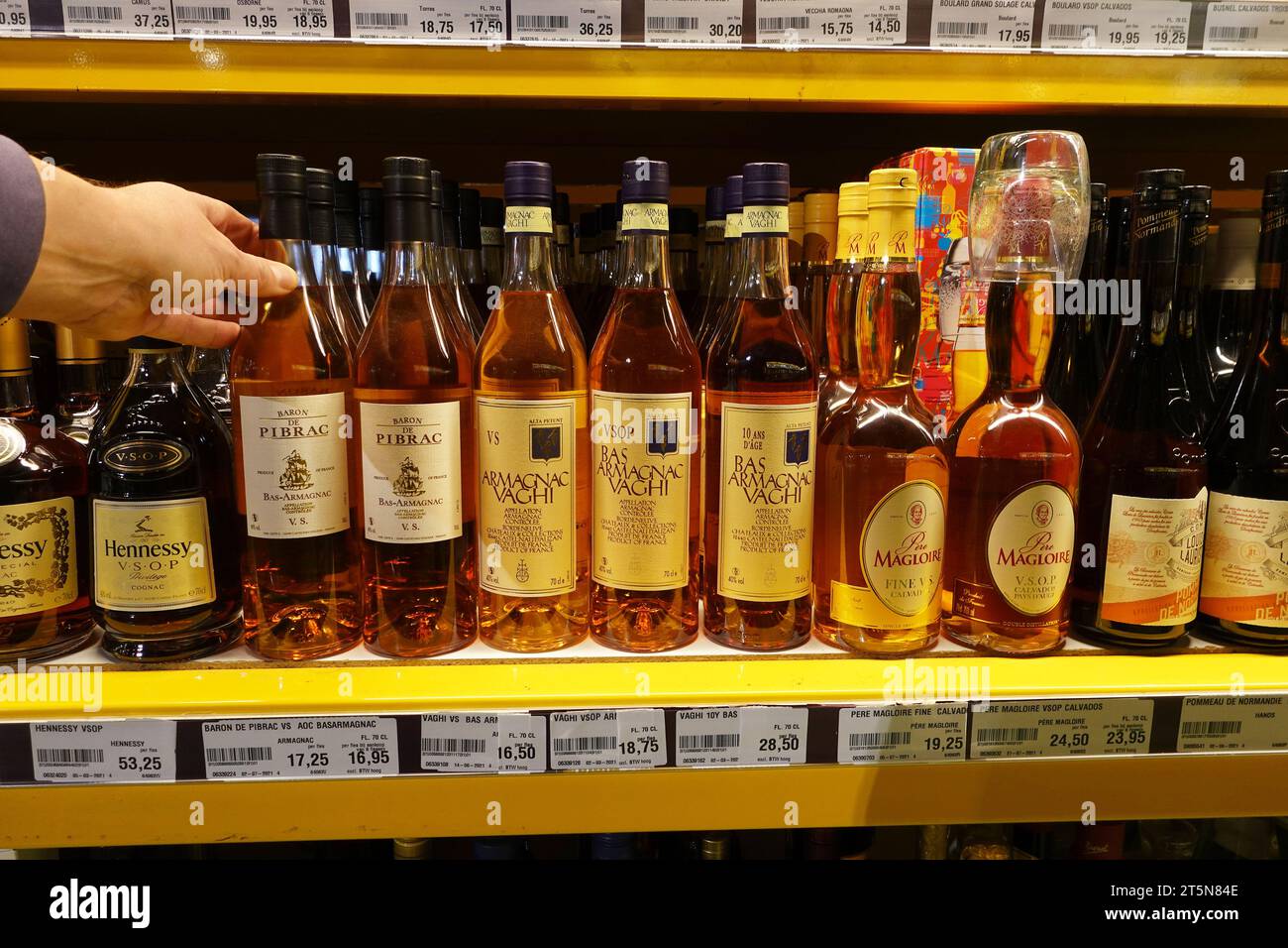 Liqueurs dans un magasin Banque D'Images