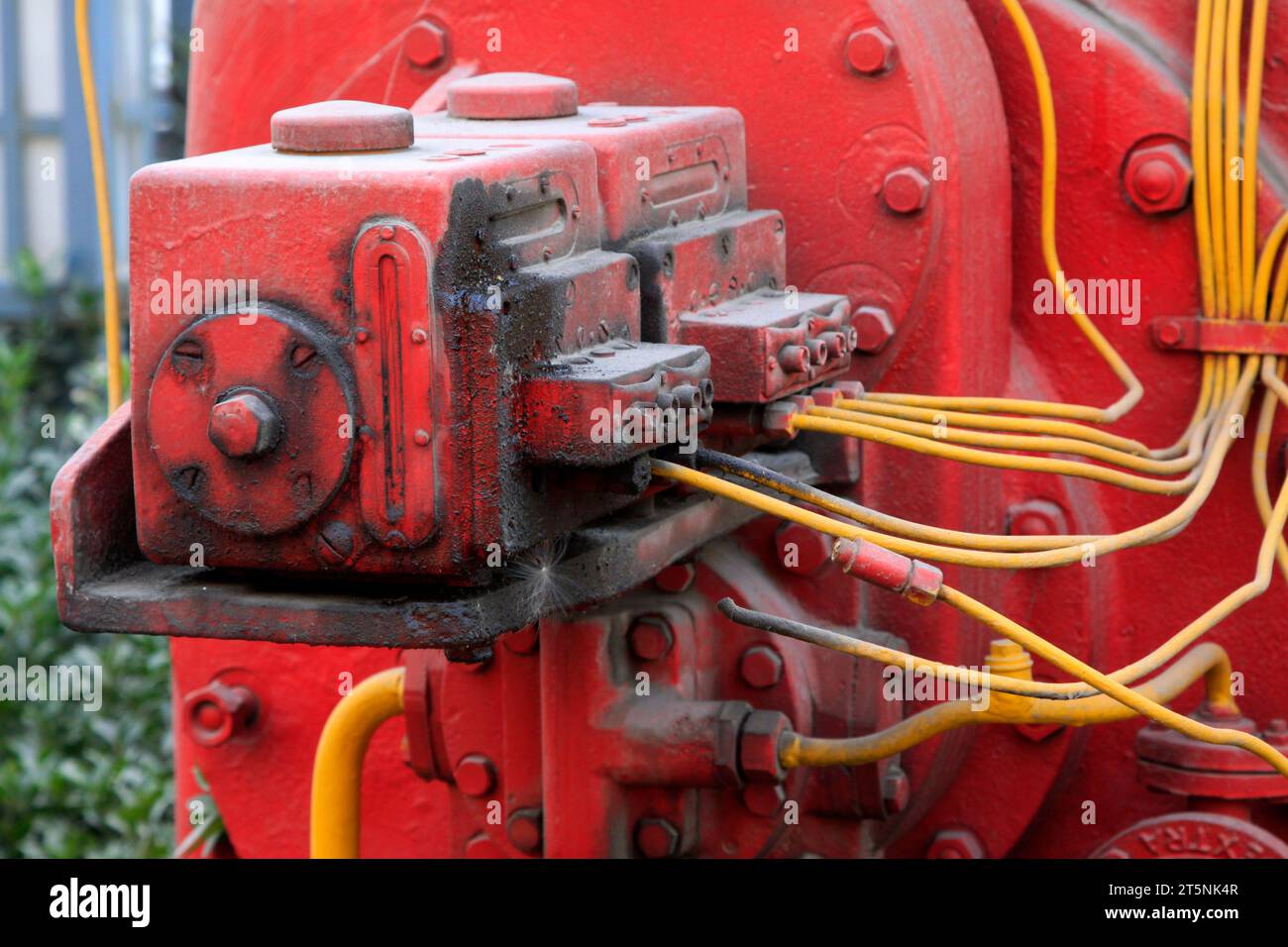 pièces métalliques de fil rouge, gros plan de la photo Banque D'Images