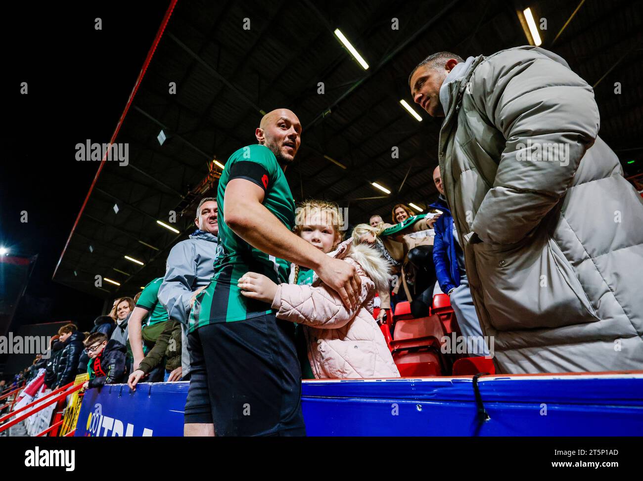 Arthur Lee de Cray Valley célèbre après le match du premier tour de la Emirates FA Cup à The Valley, Londres. Date de la photo : dimanche 5 novembre 2023. Banque D'Images