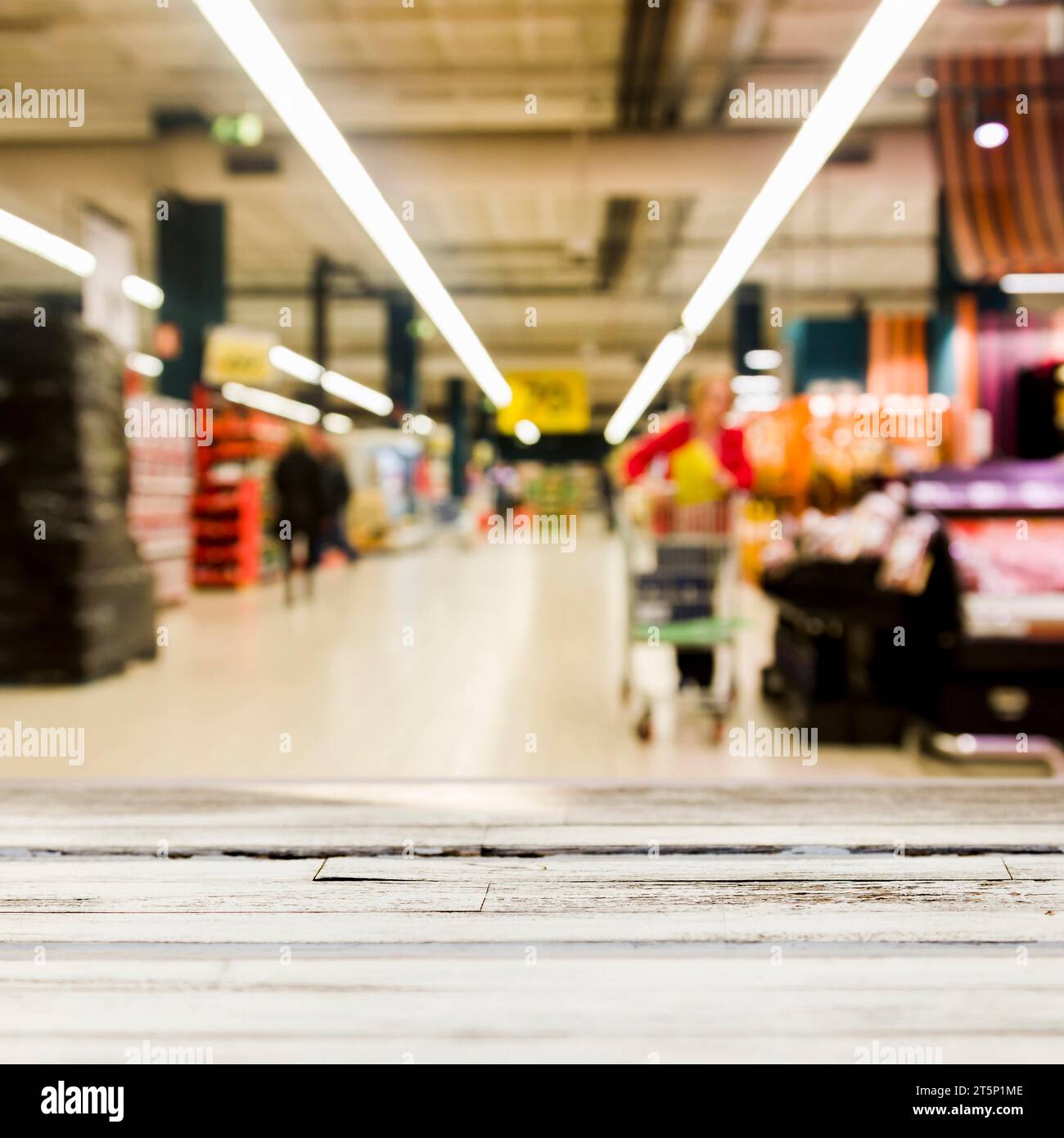 Supermarché avec effet flou Banque D'Images