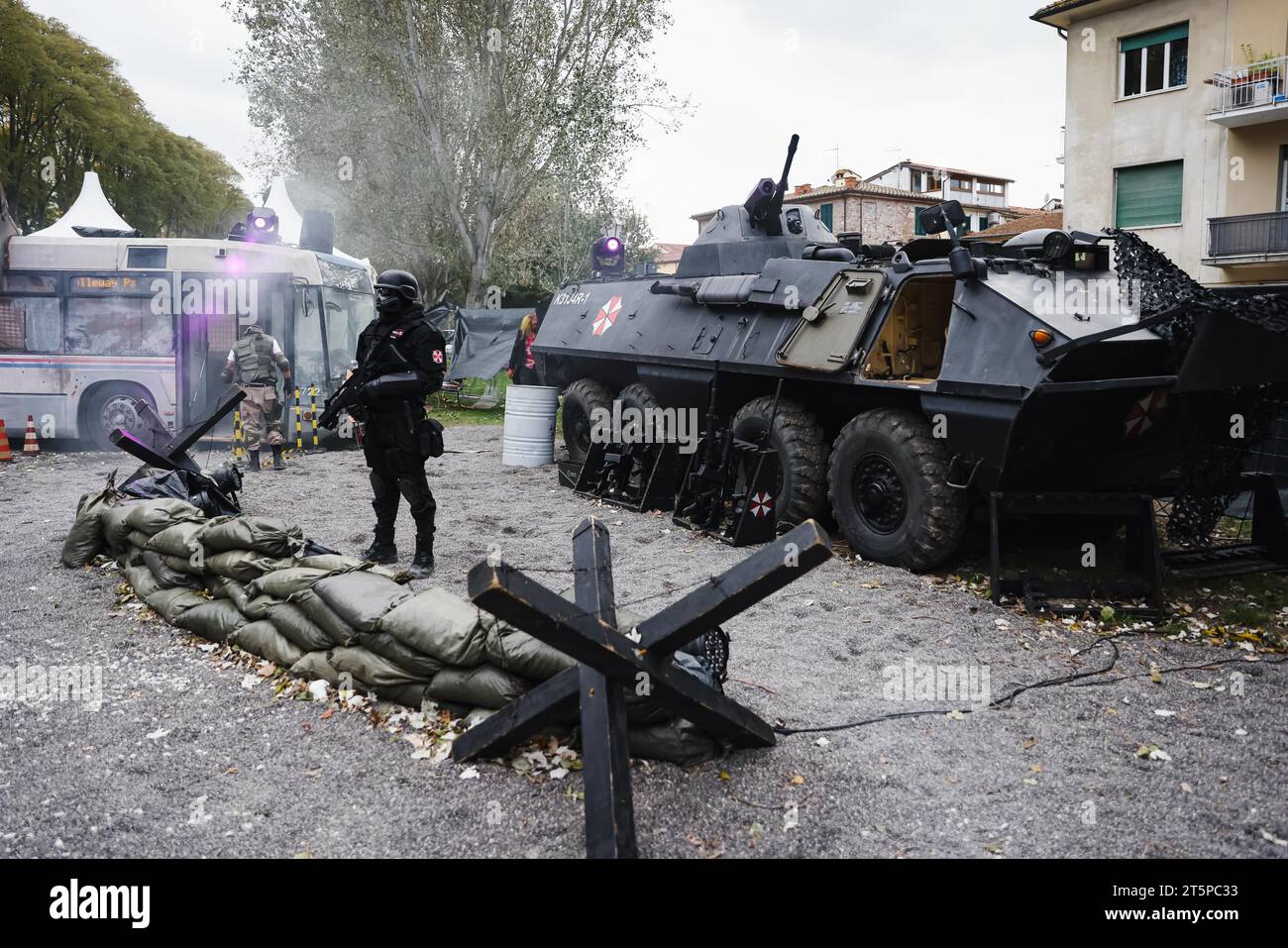 Lucca, Italie. 03 novembre 2023. Vue générale d'un cosplayer au festival Lucca Comics & Games 2023 le 03 novembre 2023 à Milan, Italie (photo Alessandro Bremec/NurPhoto) crédit : NurPhoto SRL/Alamy Live News Banque D'Images