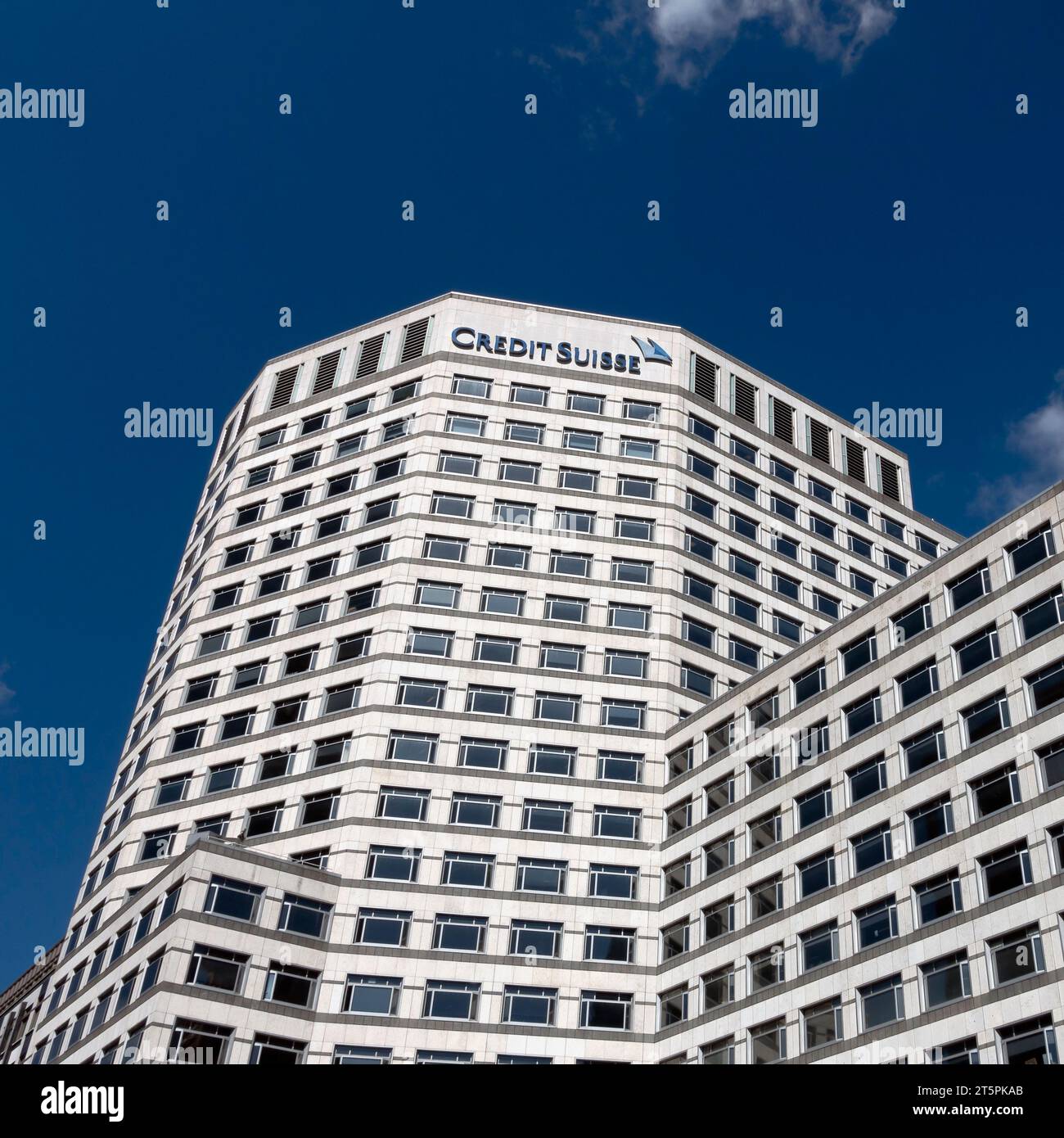 Bureaux de Credit Suisse Bank, Canary Wharf, centre financier. Quartier central des affaires. Docklands. Londres, Angleterre. Copier l'espace. Banque D'Images