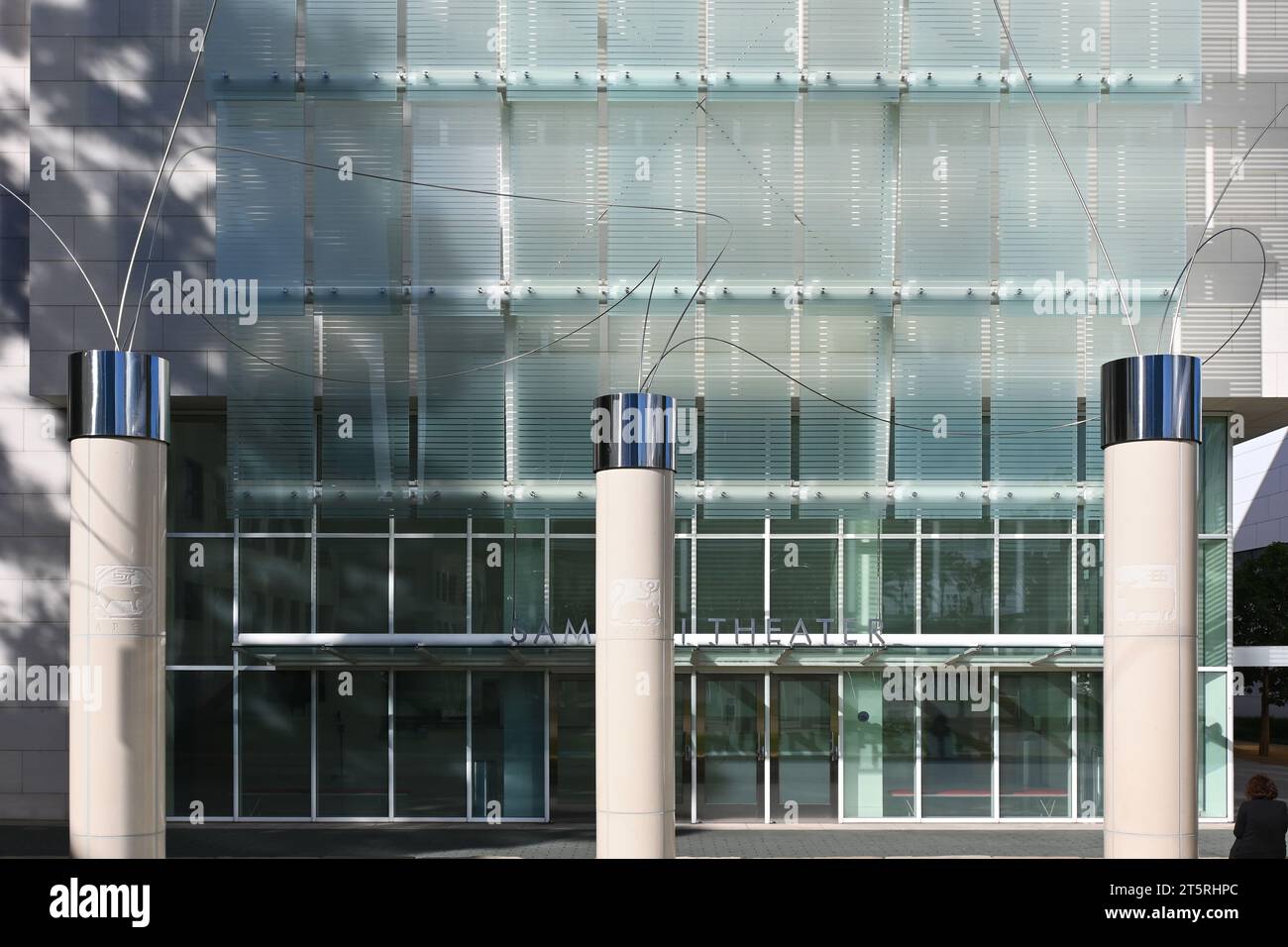 COSTA MESA, CALIFORNIE - 1 NOVEMBRE 2023 : Théâtre Samueli au Centre Segerstrom pour les Arts et Utsurohi 91 sulture a Chinese Zodiac. Banque D'Images