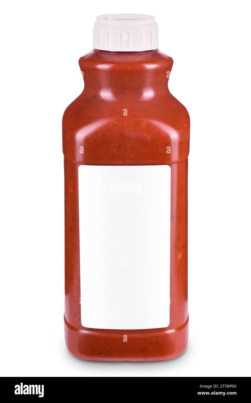 Bouteille de sauce rouge avec étiquette vierge isolée sur fond blanc. Maquette pour la conception de produits. Pizza, ketchup, salsas, Taco, sauce piquante, pizza, barbecue, Banque D'Images