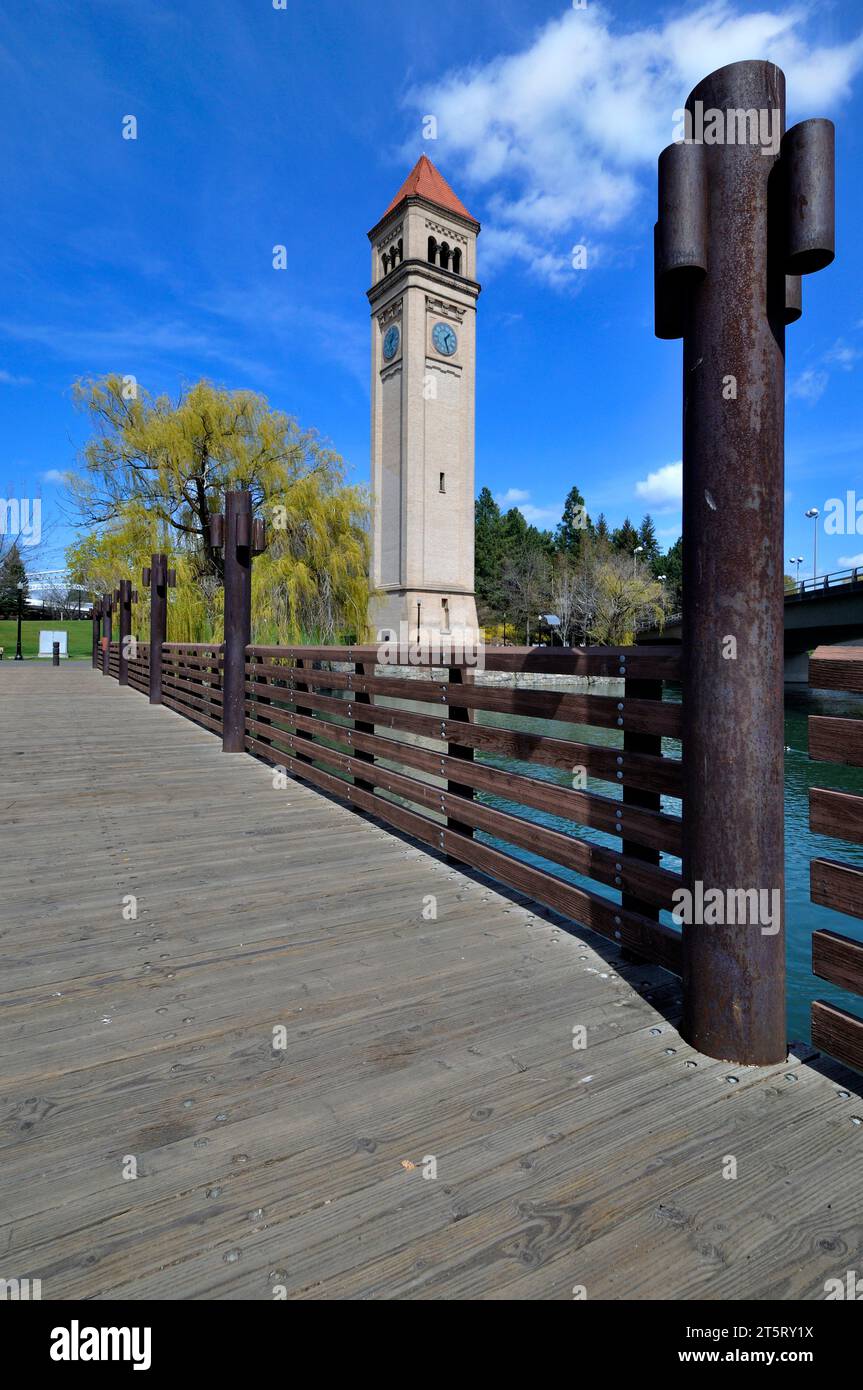 La Great Northern Clocktower, Havermale Island, Spokane River, Spokane, Washington, ÉTATS-UNIS Banque D'Images