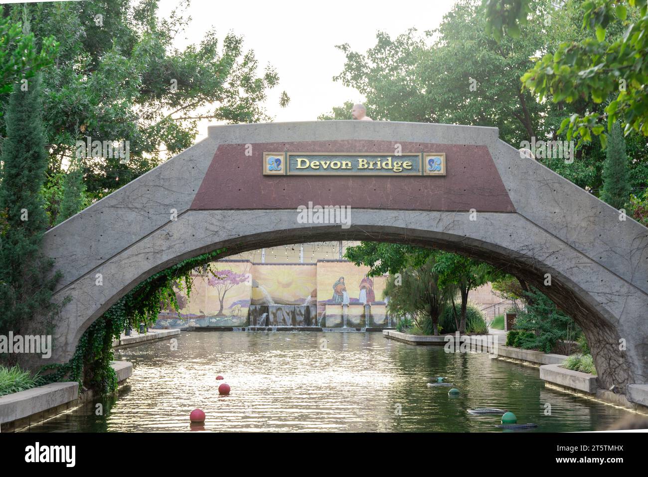 Oklahoma City, USA - 25 octobre 2023 : Oklahoma City Devon Bridge. Banque D'Images