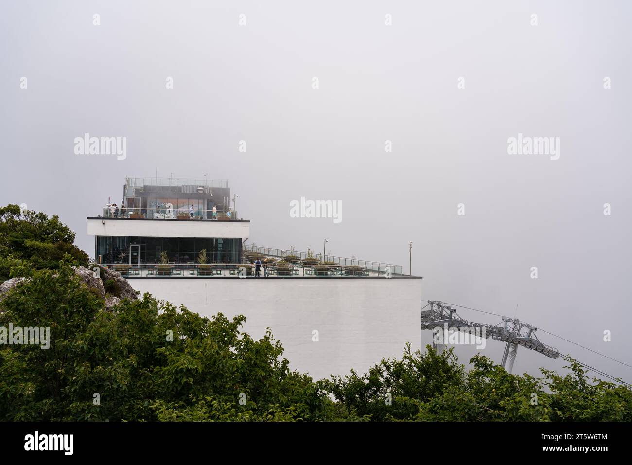 Vue depuis le sommet de Geoje en été, Top café, Corée du Sud Banque D'Images