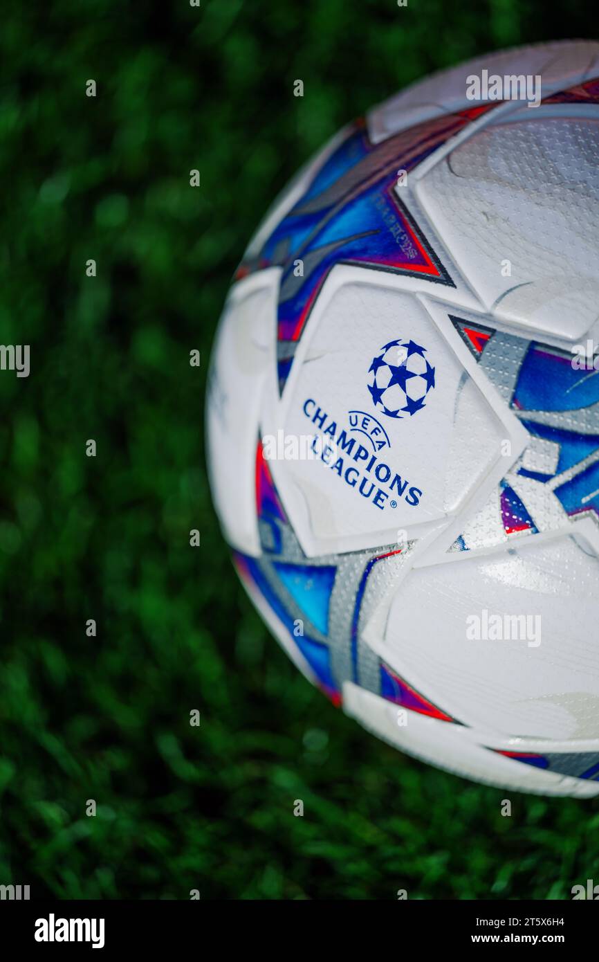 Gros plan de Adidas UEFA Champions League football 2023 2024 Banque D'Images