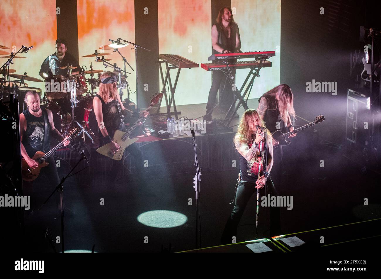Amorphis en concert au Fuzz Live Music Club / Athènes, Grèce, novembre 2023 Banque D'Images