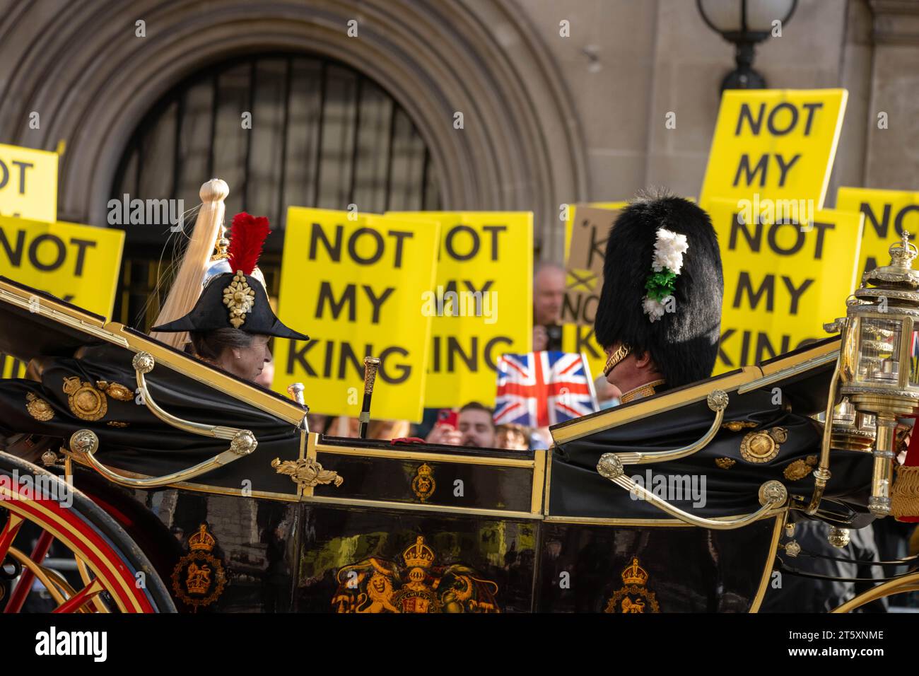 Londres, Royaume-Uni. 07 novembre 2023. Ouverture du Parlement au milieu des manifestations anti-royalistes crédit : Ian Davidson/Alamy Live News Banque D'Images