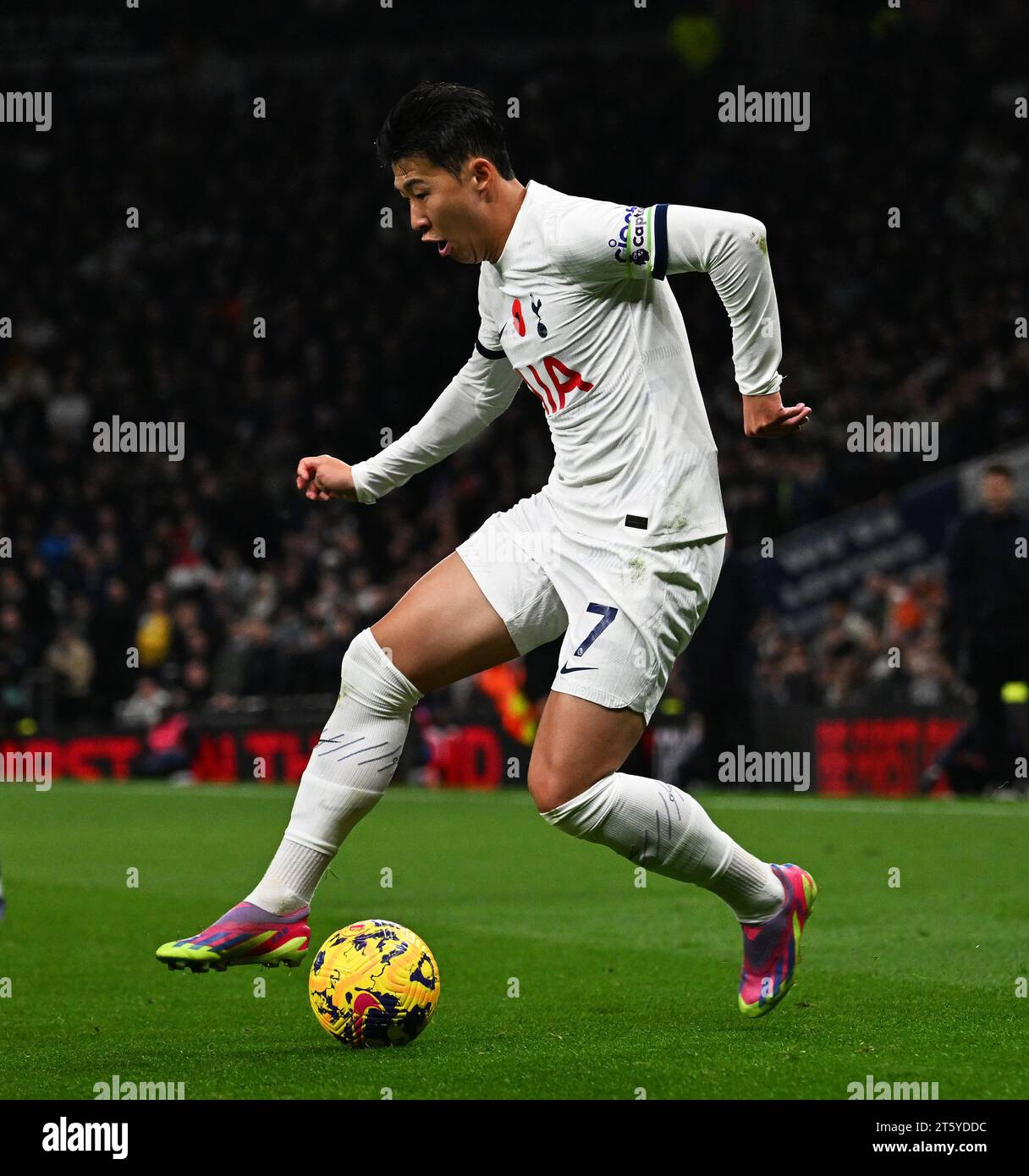 Londres, Royaume-Uni. 06 novembre 2023. Heung-min fils de Tottenham Hotspur en action. Match de Premier League, Tottenham Hotspur contre Chelsea au Tottenham Hotspur Stadium à Londres le lundi 6 novembre 2023. Cette image ne peut être utilisée qu'à des fins éditoriales. Usage éditorial seulement photo de Sandra Mailer/Andrew Orchard photographie sportive/Alamy Live News crédit : Andrew Orchard photographie sportive/Alamy Live News Banque D'Images