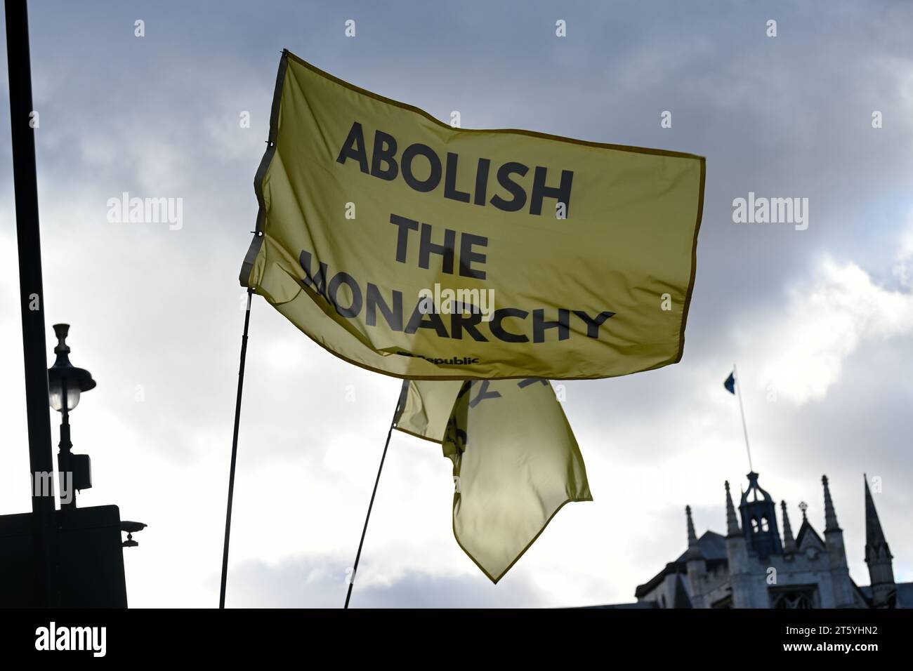 Whitehall, Londres, Royaume-Uni. 7 novembre 2023. Les manifestants républicains et les anti-monarchistes se réunissent sur la place du Parlement du premier discours du roi, l'ouverture d'État du Parlement, Londres, Royaume-Uni. Crédit : Voir Li/Picture Capital/Alamy Live News Banque D'Images