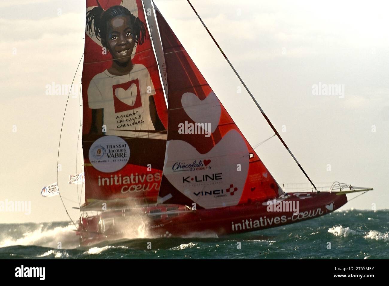 Initiatives coeur Sam Davies, Jack Bouttell - les skippers sur leurs monocoques de classe Imoca prennent le départ de la 16e course de voile en couple Jacques Vabre, du Havre à l'île française d'outre-mer de la Martinique, au Havre le 7 novembre 2023. Dix jours après leur départ retardé en raison de la tempête Ciaran, les monocoques de la Class 40 ont pris le départ de la 16e Transat Jacques-Vabre du Havre vers la Martinique pour un voyage en sprint, la Transat Jacques Vabre 2023. Photo de Franck Castel/ABACAPRERSS.COM Banque D'Images