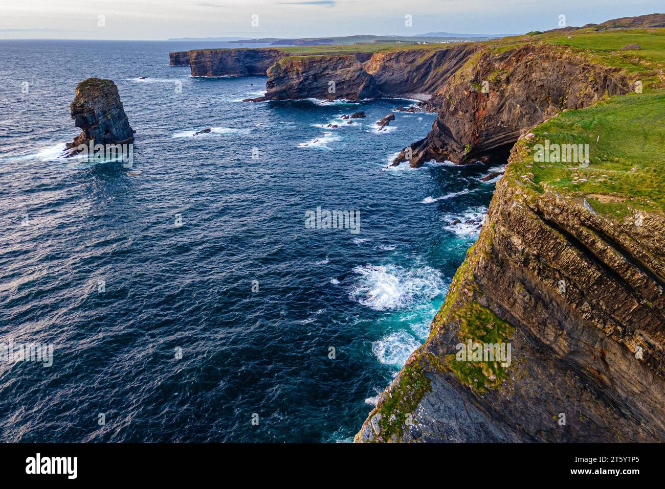 Kilkee Cliffs Sunset, Kilkee, Clare, Irlande Banque D'Images