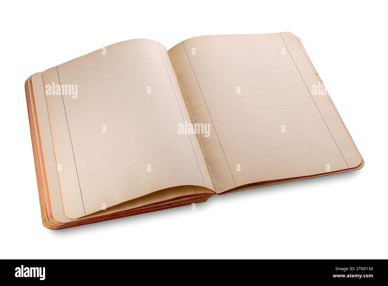 Carnet ouvert antique avec des lignes sur des pages jaunies par le temps, isolé sur blanc avec chemin de détourage inclus Banque D'Images