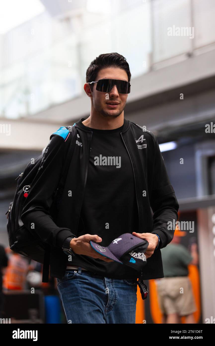 ESTEBAN OCON de l'ÉCURIE BWT ALPINE F1 arrive au paddock dans le cadre du Grand Prix de F1 de Sao Paulo 2023 à l'Autodromo Jose Carlos Pace le 05 novembre 20 Banque D'Images