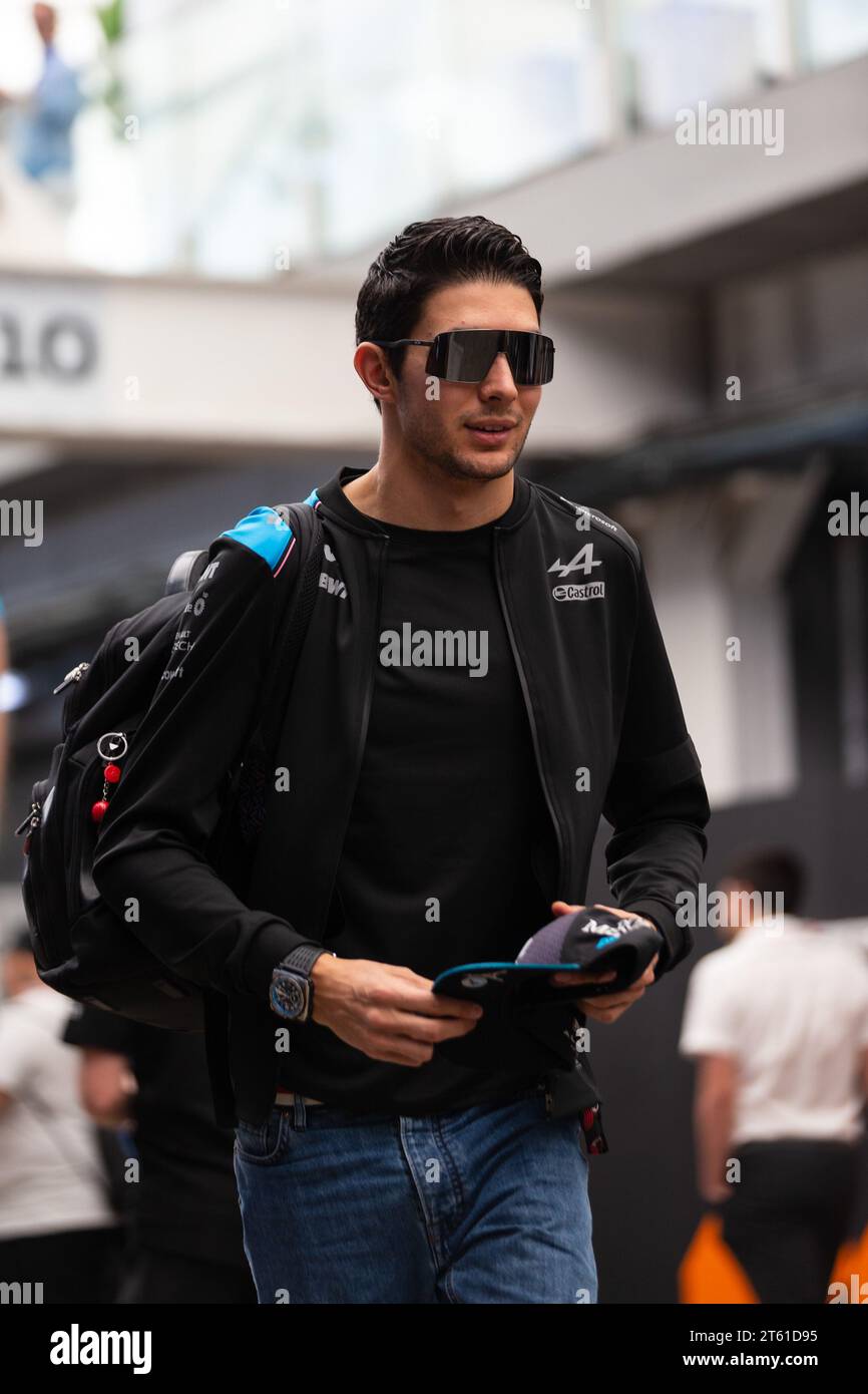 ESTEBAN OCON de l'ÉCURIE BWT ALPINE F1 arrive au paddock dans le cadre du Grand Prix de F1 de Sao Paulo 2023 à l'Autodromo Jose Carlos Pace le 05 novembre 20 Banque D'Images