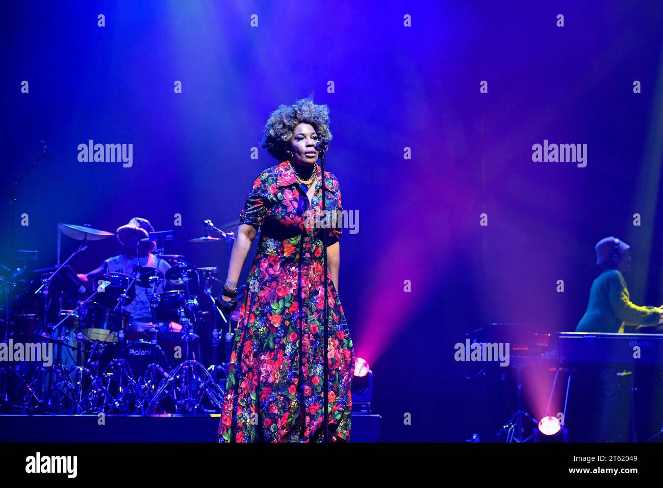Paris, France. 07 novembre 2023. Macy Gray se produit en direct à la salle de concert l'Olympia à Paris, France, le 7 novembre 2023. Photo de Christophe Meng/ABACAPRESS.COM crédit : Abaca Press/Alamy Live News Banque D'Images