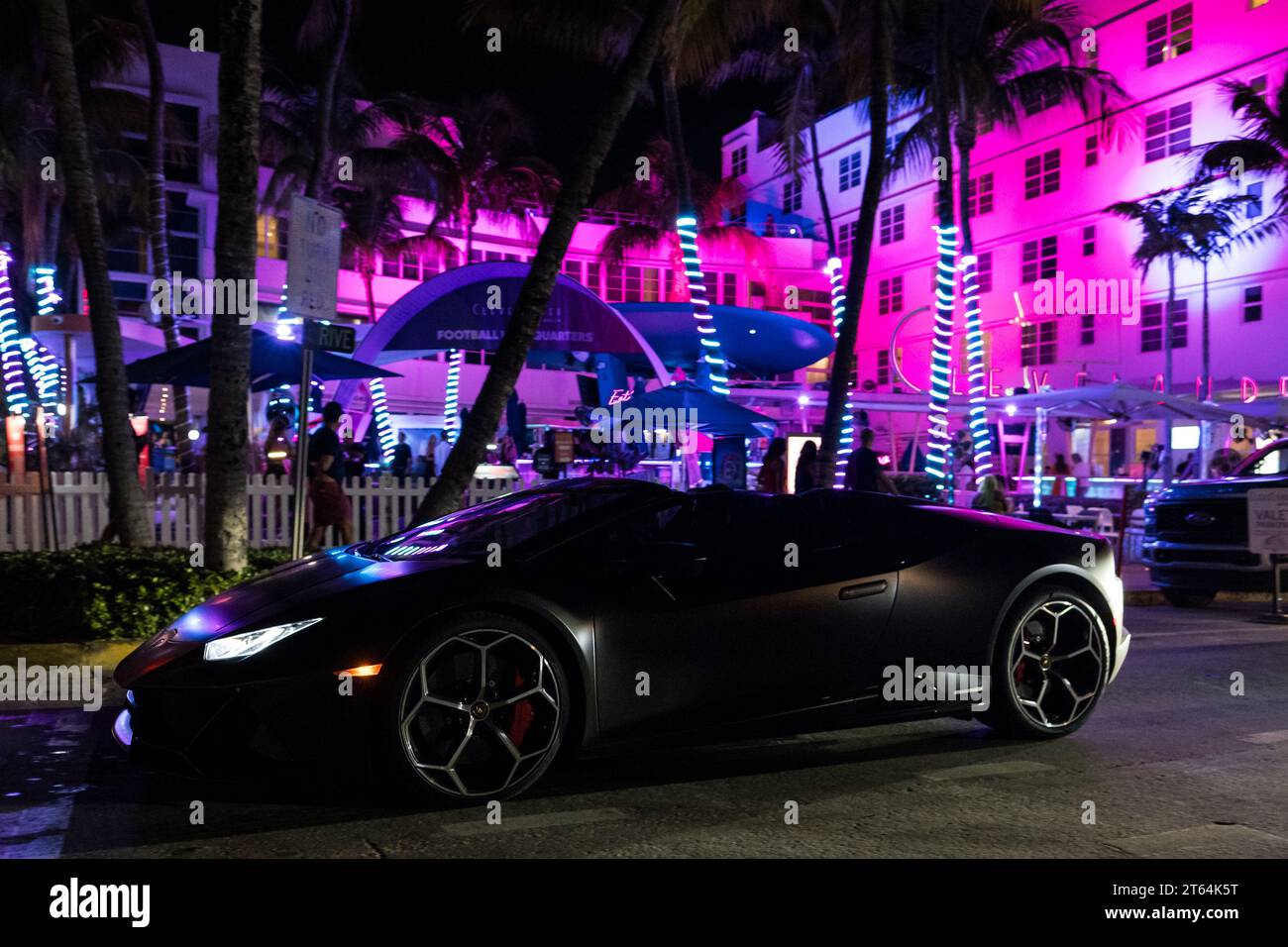 Miami, États-Unis. 20 octobre 2023. Une Lamborginin à l'extérieur de Clevelander South Beach. Banque D'Images