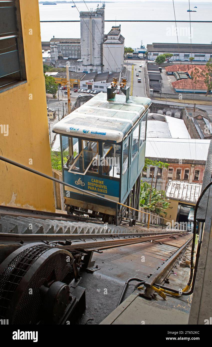 Funiculaire à Salvador, État de Bahia, Brésil Banque D'Images