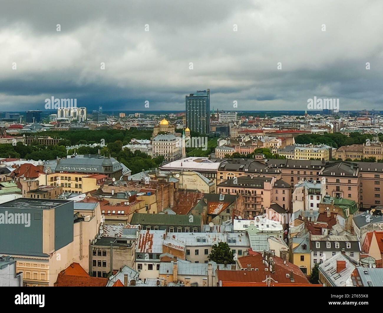 Riga ville est la capitale de la Lettonie pour des vacances toute l'année, avec de nombreux monuments anciens et un excellent climat, Riga ville, Lettonie, 08-17-2021 Banque D'Images