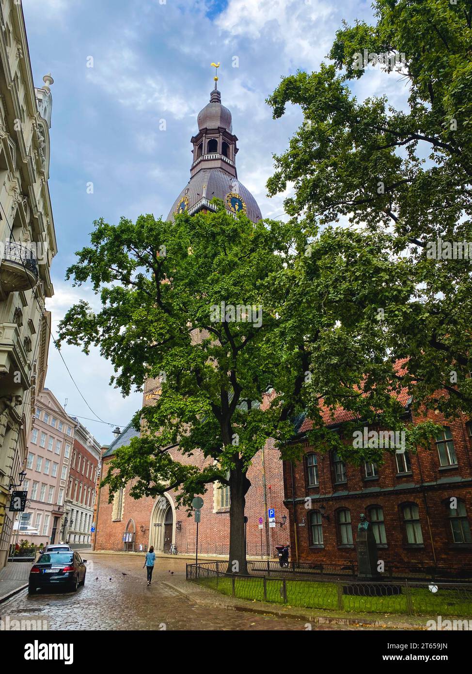 Riga ville est la capitale de la Lettonie pour des vacances toute l'année, avec de nombreux monuments anciens et un excellent climat, Riga ville, Lettonie, 08-17-2021 Banque D'Images