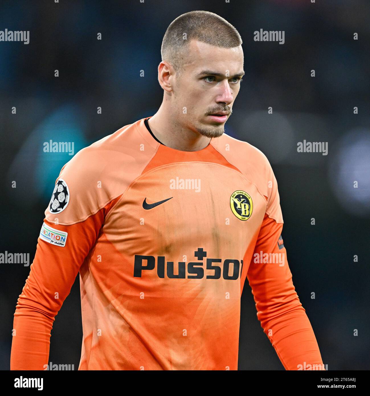 Manchester, Royaume-Uni. 7 novembre 2023. Anthony Racioppi #1 de Young Boys, lors de la Ligue des champions de l'UEFA, match du jour quatre du Groupe G au City of Manchester Stadium/Etihad Stadium, Manchester, Angleterre. (Image de crédit : ©Cody Froggatt/Alamy Live News) Banque D'Images