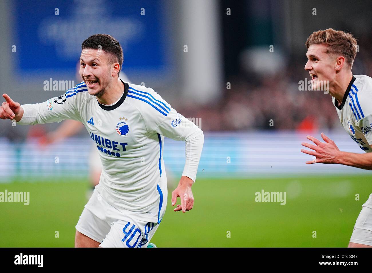 Parken 8 novembre 2023. Le joueur suédois du FC Copenhagen, Roony Bardghji, célèbre après avoir marqué en UEFA Champions League Group Un match de football entre le FC Copenhagen et Manchester United à Parken le 8 novembre 2023. Banque D'Images