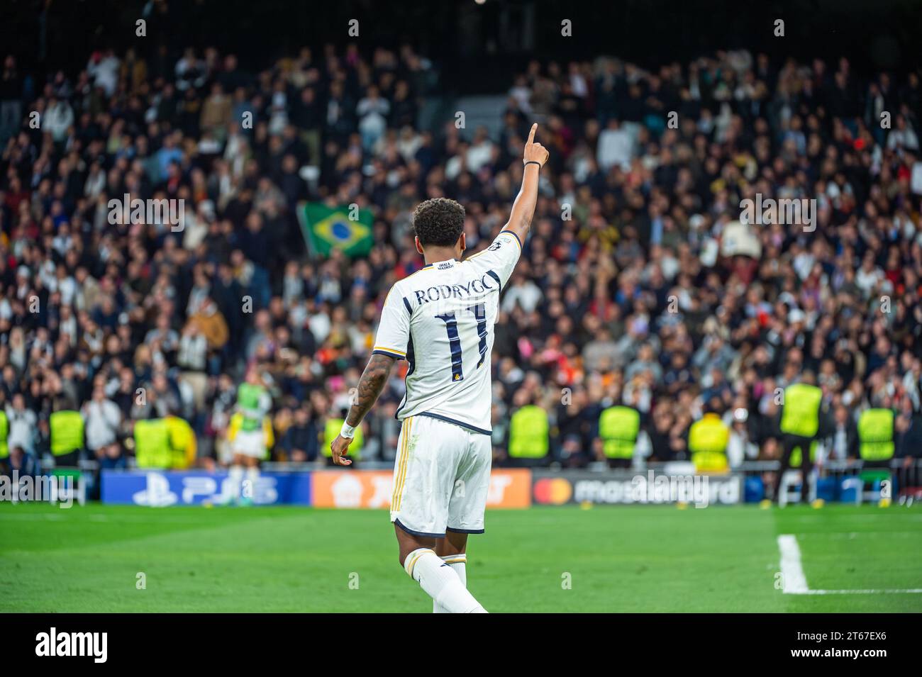 Madrid, Espagne. 08 novembre 2023. Rodrygo Silva de Goes, du Real Madrid, célèbre après avoir marqué un but lors du match de l'UEFA Champions League 2022/23 entre le Real Madrid et Braga au stade Bernabeu. Real Madrid 3:0 Braga. Crédit : SOPA Images Limited/Alamy Live News Banque D'Images