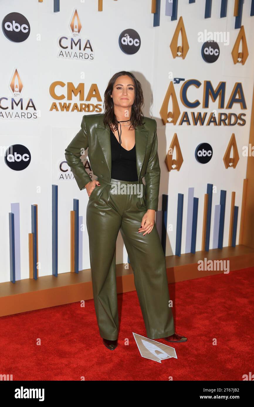 Nashville, États-Unis. 08 novembre 2023. Arrivée à la 57e cérémonie des CMA Awards au Bridgestone Arena de Nashville, Tennessee, le mercredi 8 novembre 2023. (Photo de Justin Renfroe/Sipa USA) crédit : SIPA USA/Alamy Live News Banque D'Images