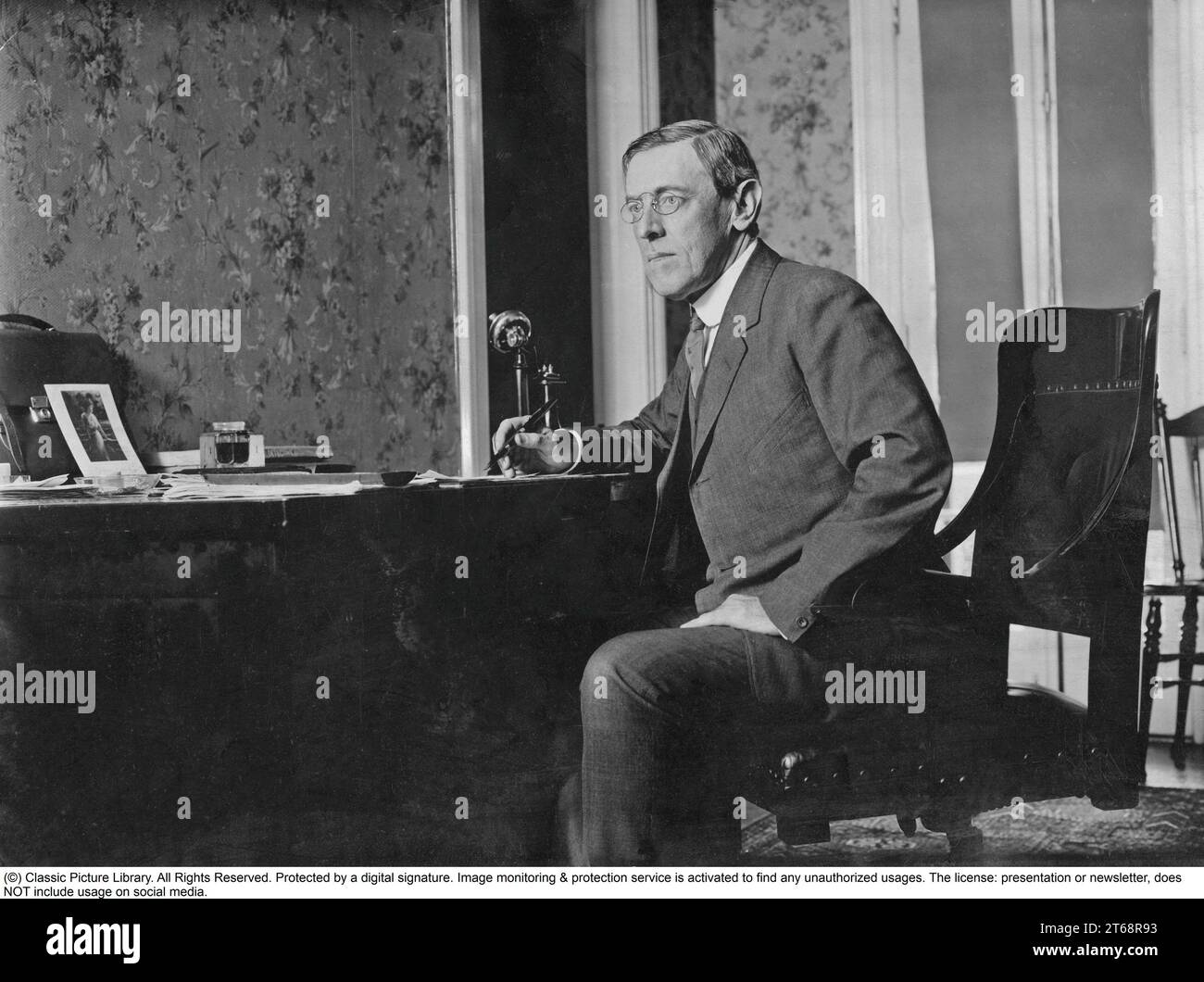 Woodrow Wilson , homme politique américain de 1856-1924 et 28e président des États-Unis de 1913 à 1921. Il a reçu le prix Nobel de la paix en 1919. 1912 Banque D'Images