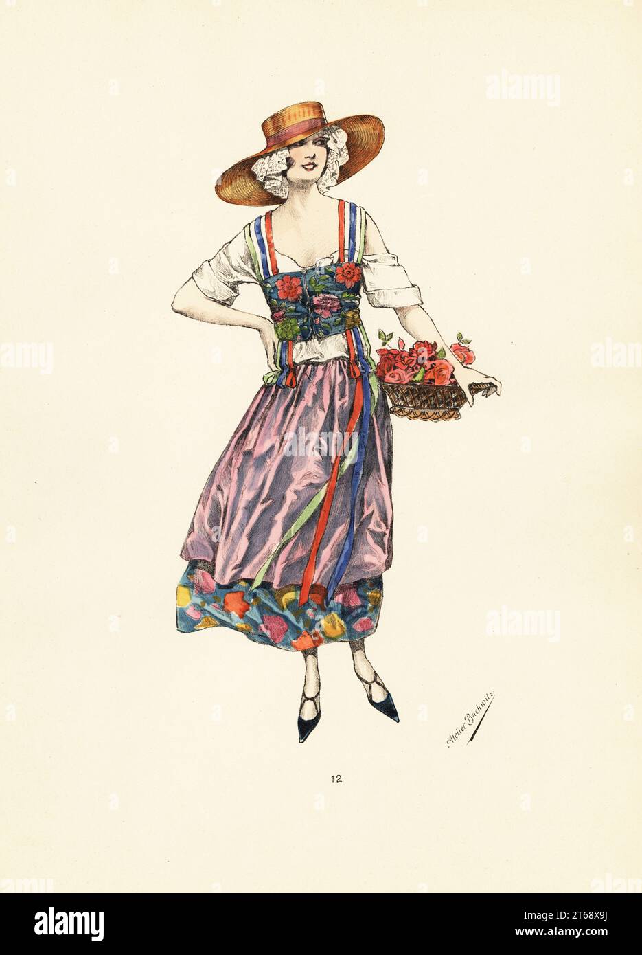 Femme en costume de fantaisie comme jardinier.En chapeau de paille, robe de taffetas de gobelin bleu, corsage de soie avec rubans, blouse de lin blanc, panier de fleurs.Lithographie pochorale de couleur main du Carnaval parisien, Volume 10, une édition spéciale du chic parisien, publiée par atelier Bachwitz, Vienne, 1920. Banque D'Images