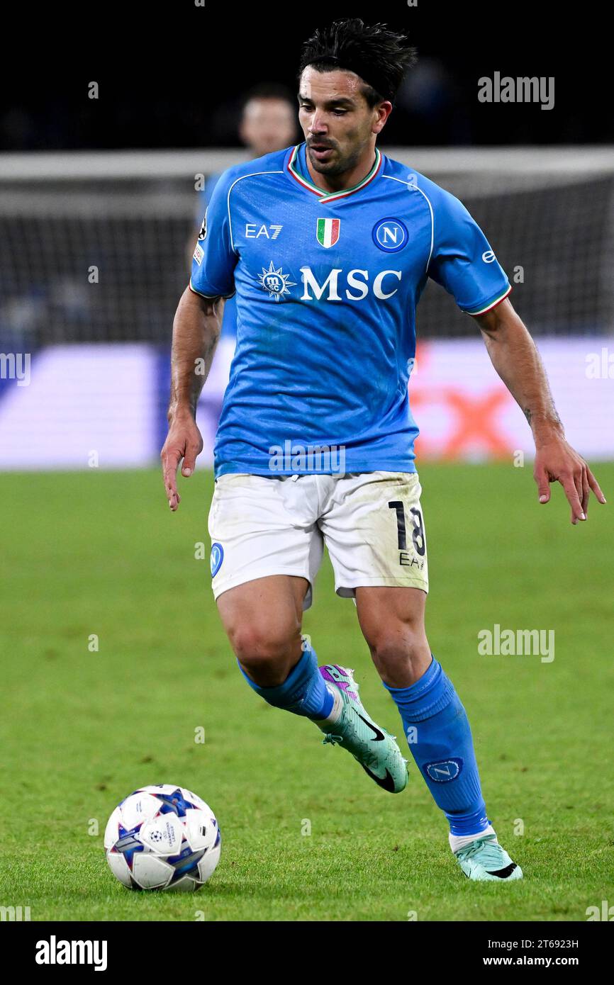 Giovanni Simeone du SSC Napoli en action lors du match de football du groupe C de la Ligue des champions entre le SSC Napoli et le FC Union Berlin au stade Diego Armando Maradona à Naples (Italie), le 8 novembre 2023. Banque D'Images